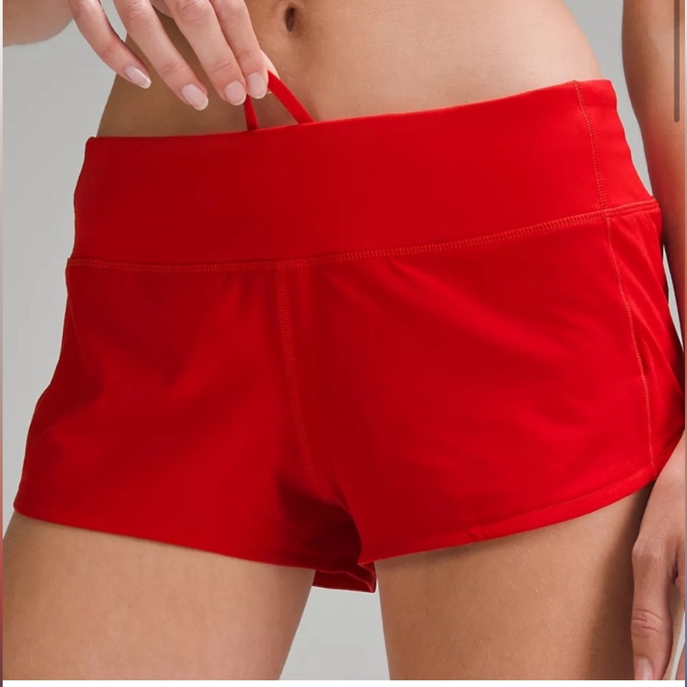 Lululemon Speed Up Low-Rise Lined Short 2.5" Red Women's Shorts Size 0 zero